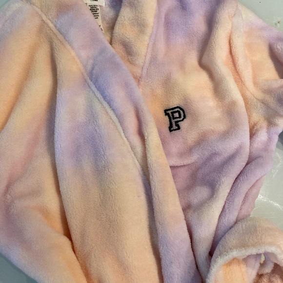 Victoria’s Secret Pink plush bathrobe in tie dye - Picture 4 of 9